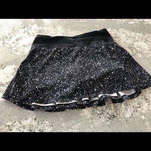 Lululemon Circuit breaker skirt size 2